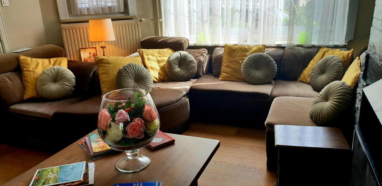 Bed and Breakfast R&Breakfast Roeselare Esterno foto