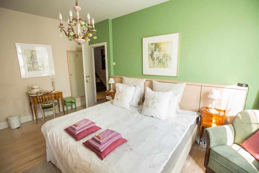 Bed and Breakfast R&Breakfast Roeselare Esterno foto